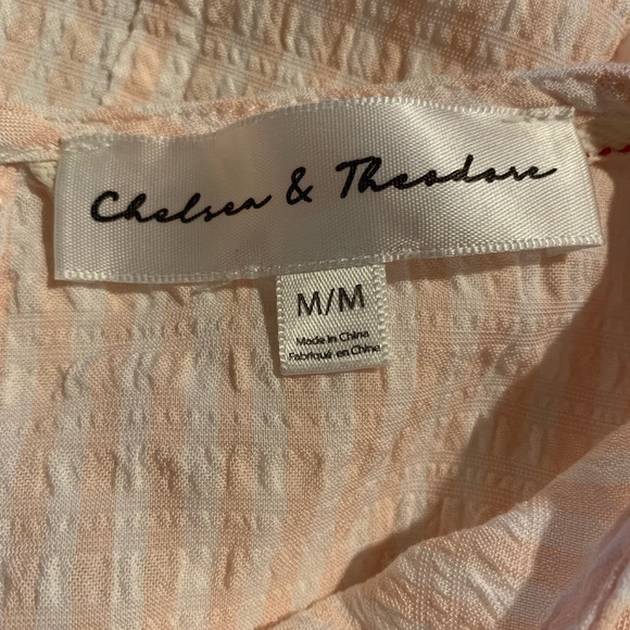 ❗️nwot❗️CHELSEA & THEODORE • Striped Ruffle Flutter Sleeve Seersucker Blouse • M - Picture 9 of 10